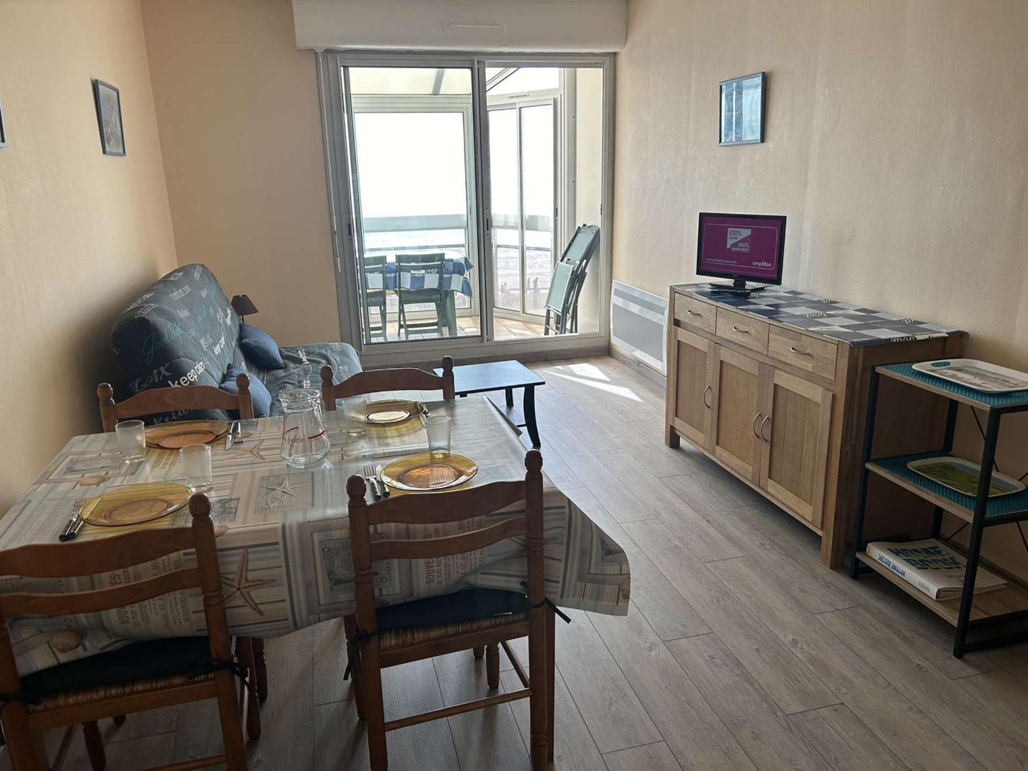 Appartement 2 Pieces Avec Balcon Et Parking A Saint-Gilles-Croix-De-Vie - Fr-1-224-39 Exterior photo